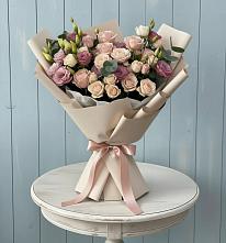 Букет цветов из:  Розы и Лизиантусы в Мостовик