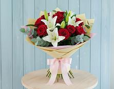Букет цветов из:  Лилии и Розы в Мостовик
