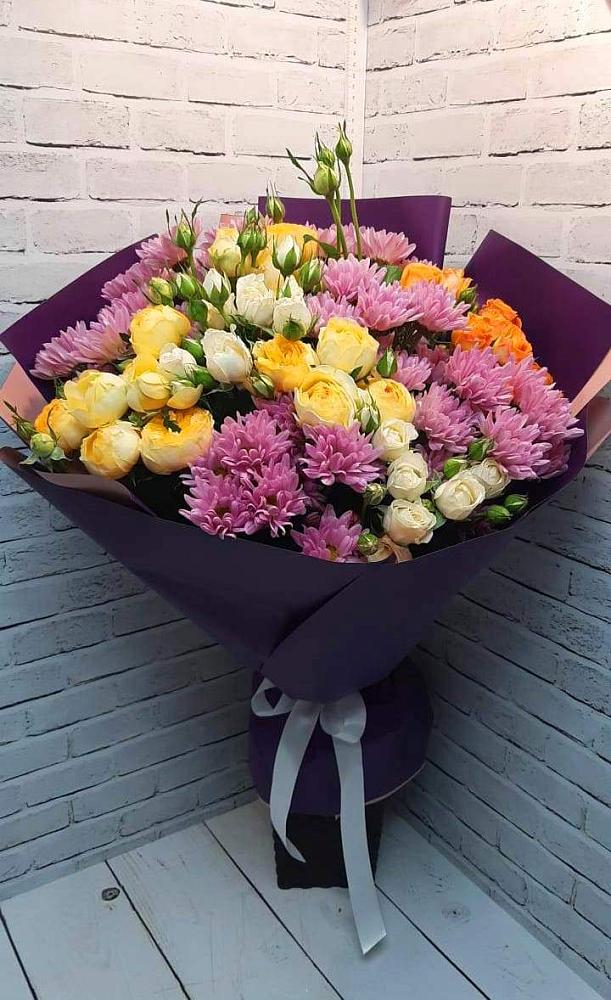 Букет цветов из: Хризантемы и Розы в Мостовик