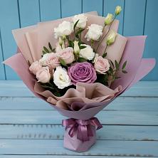 Букет цветов из:  Розы и Лизиантусы в Мостовик