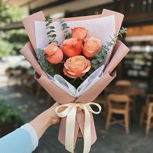 Букет цветов из:  Розы #REPLACE_PRED# Мостовик
