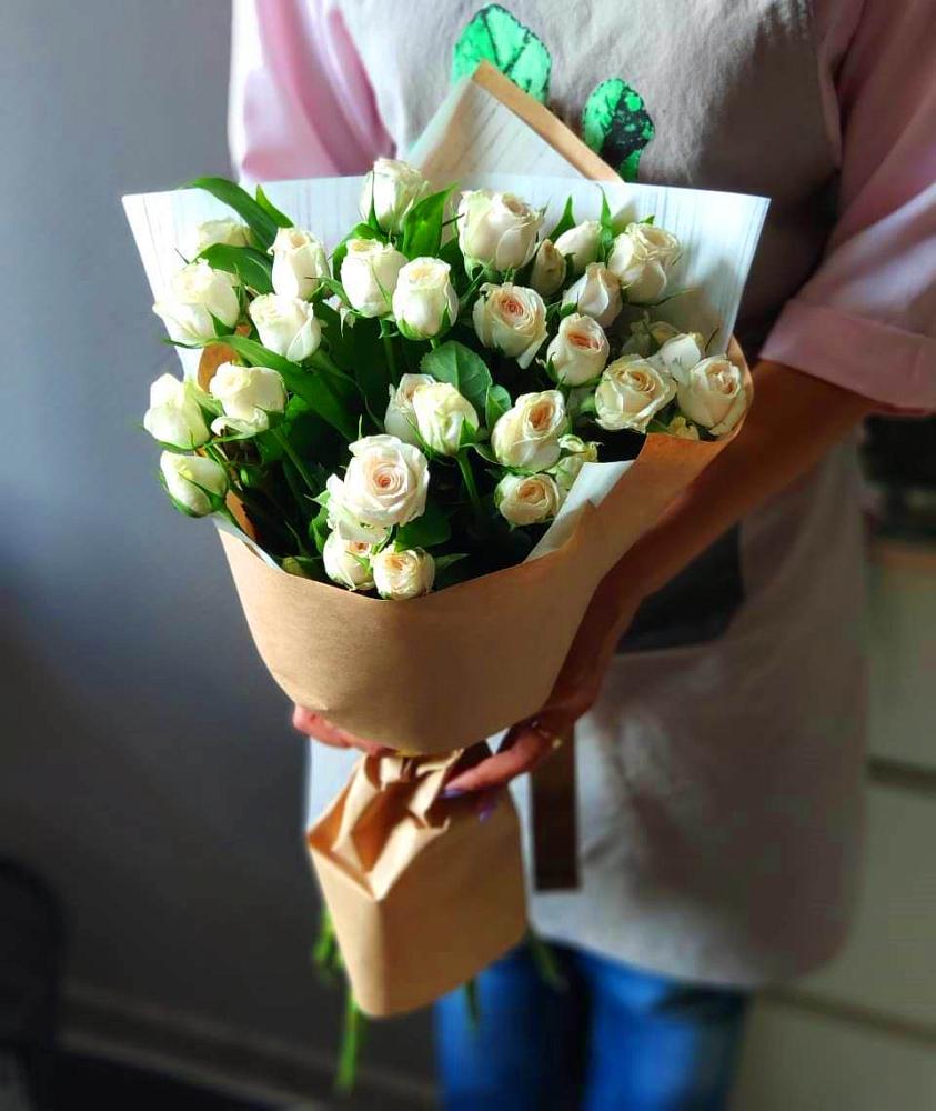 Букет цветов из: Розы в Мостовик