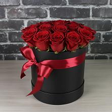 Цветочная композиция из Розы в шляпной коробке в Мостовик