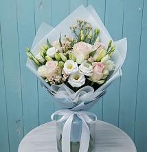 Букет цветов из:  Розы и Лизиантусы в Мостовик
