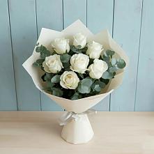 Букет Белые розы в Эвкалипте в Мостовик